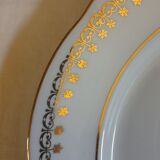 Suite de 14 assiettes plates porcelaine blanche dorée