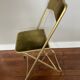 Chaise pliante en velours vert