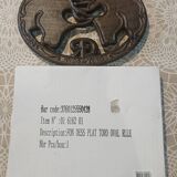 Taurus cast iron table mat