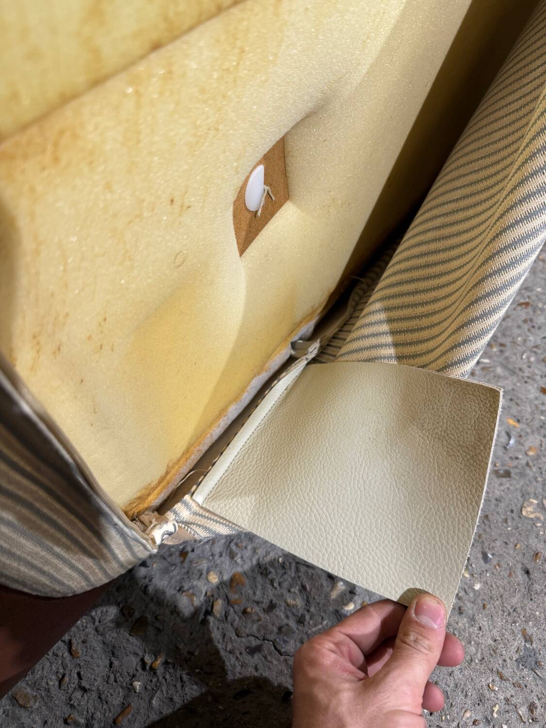 Yoko 3-seater sofa in Brown – Michel Ducaroy for Ligne Roset