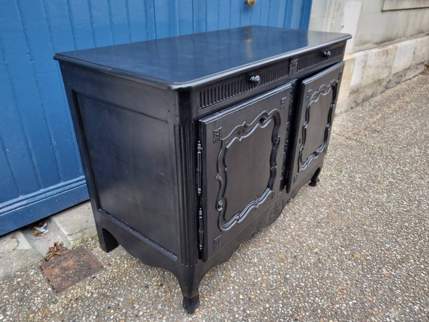 Black Louis XV low sideboard