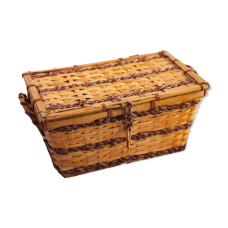 Vintage braided rattan box