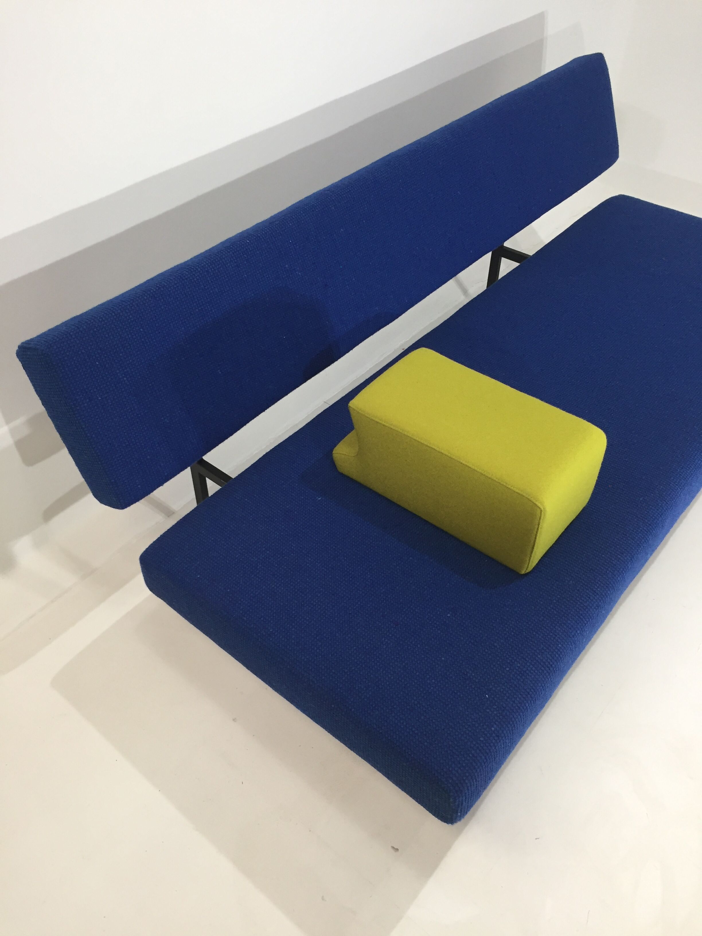 Martin Visser's resting bed sofa, Spectrum 1960 edition