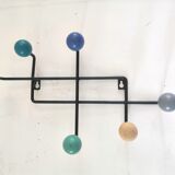 Ball wall coat rack