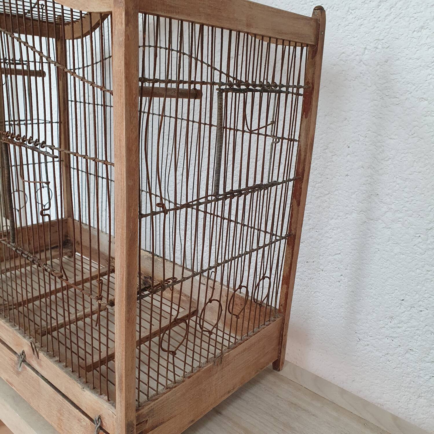 Bird cage