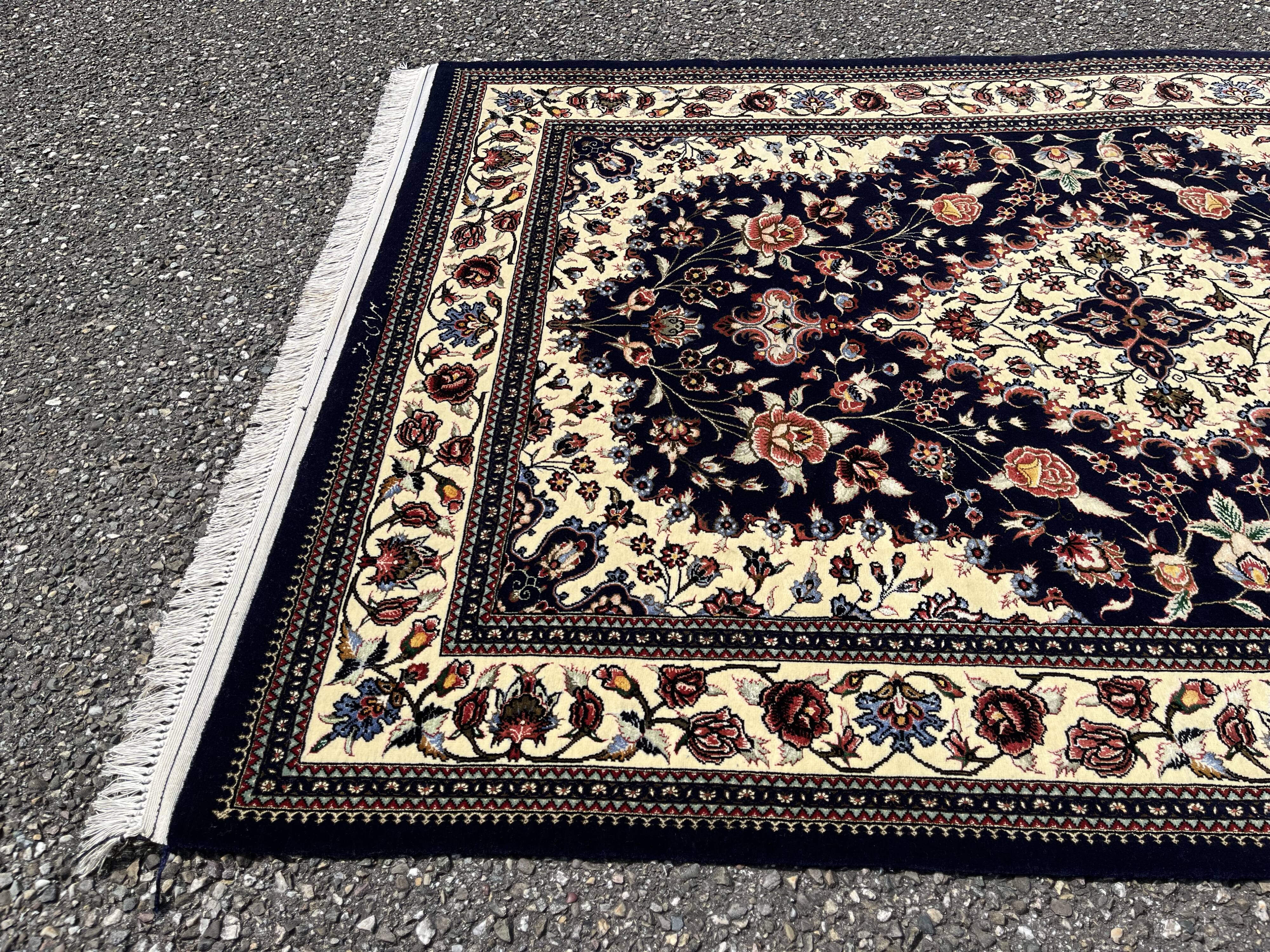 Ghoum Persian Rug "Extra Fine" wool and silk, Signed