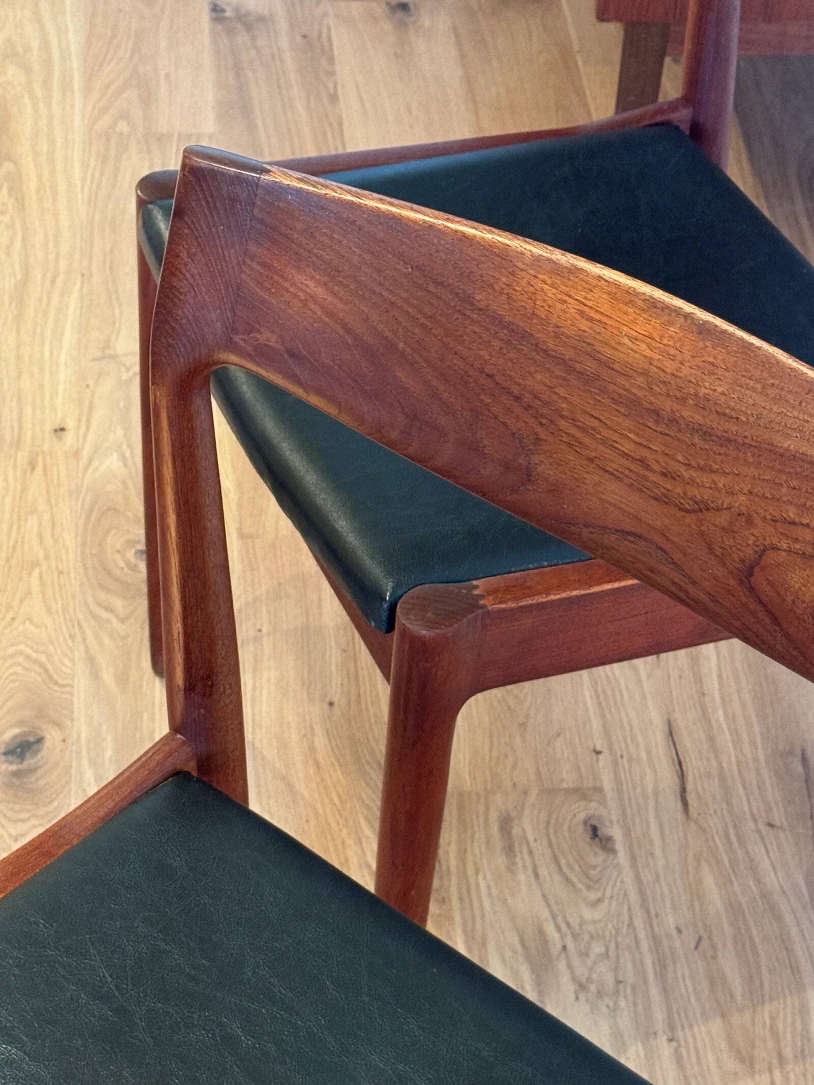 Set of vintage Scandinavian chairs by H.W. Klein for Bramin Møbl.