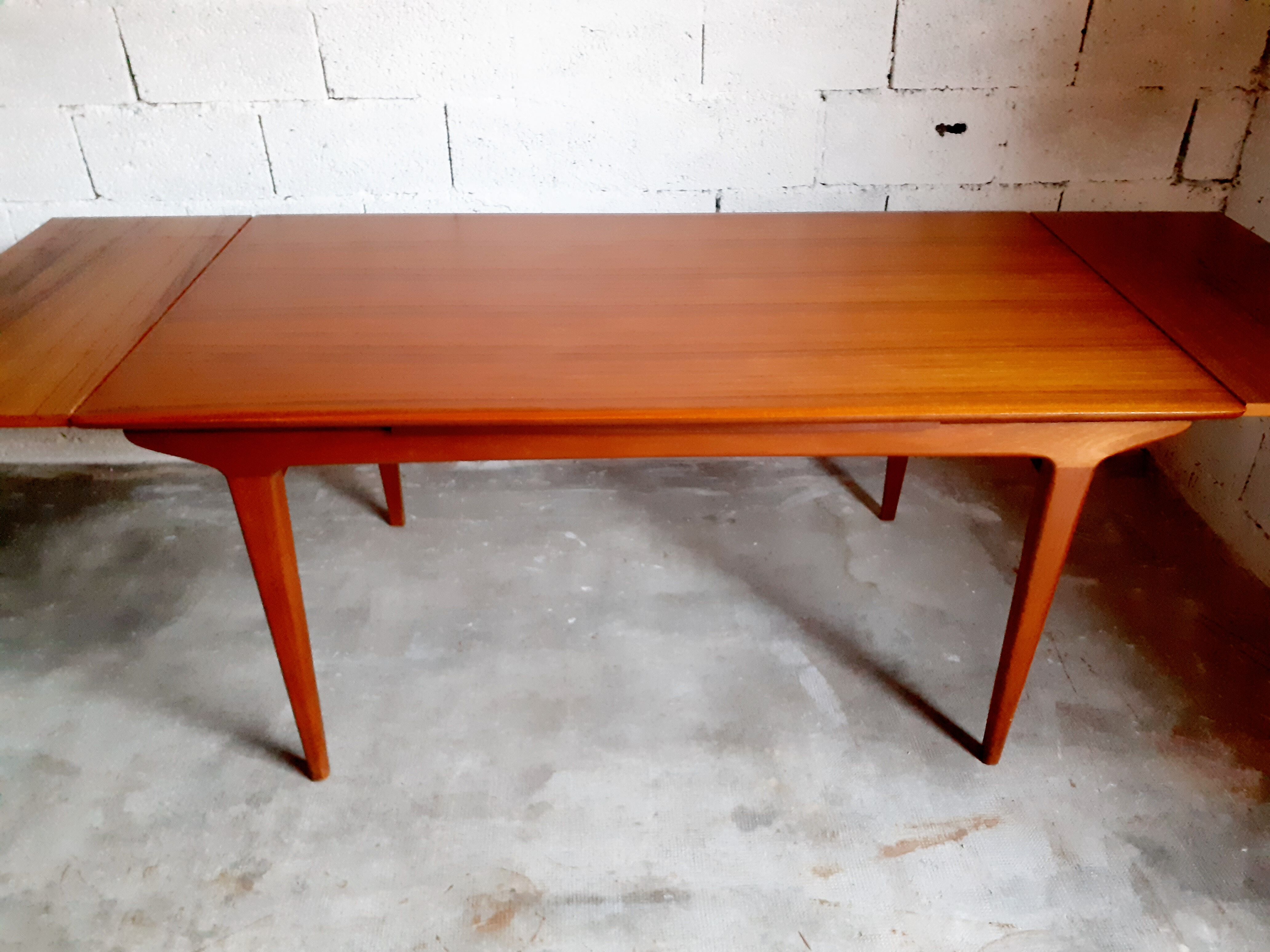 Vintage Scandinavian table 50s 60s in solid teak with extensions, stamped LB