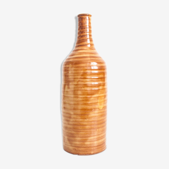 Ceramic bottle