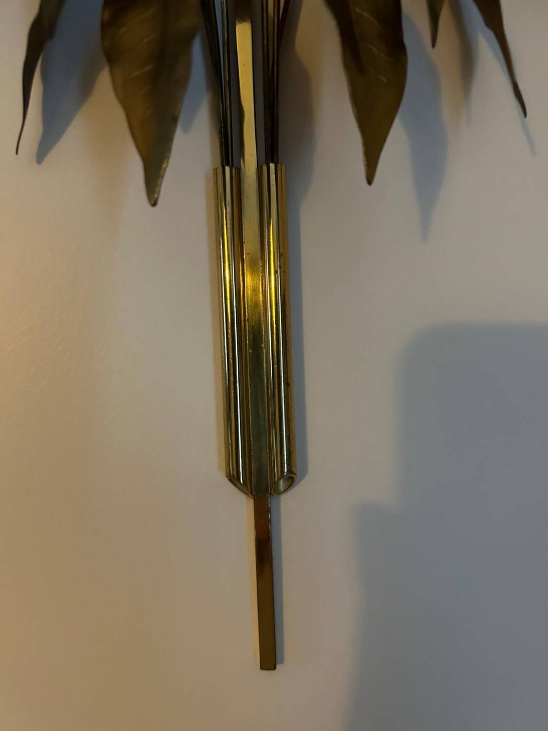 Wall lamp in Charles house style.