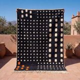 Berber rug made of natural wool for your space, size 2/3 m.