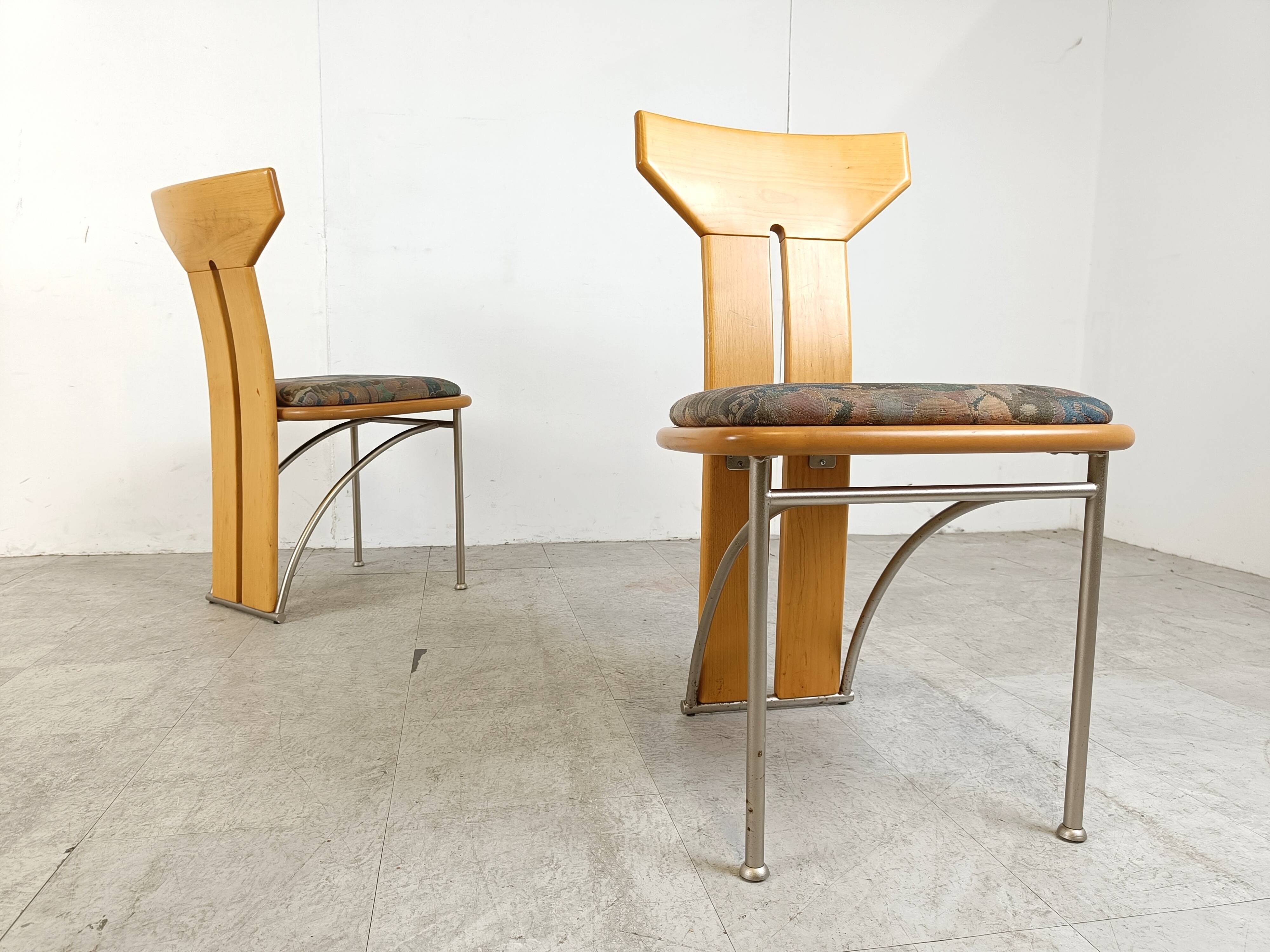 Ensemble de 6 chaises à repas italiennes postmodernes, 1980