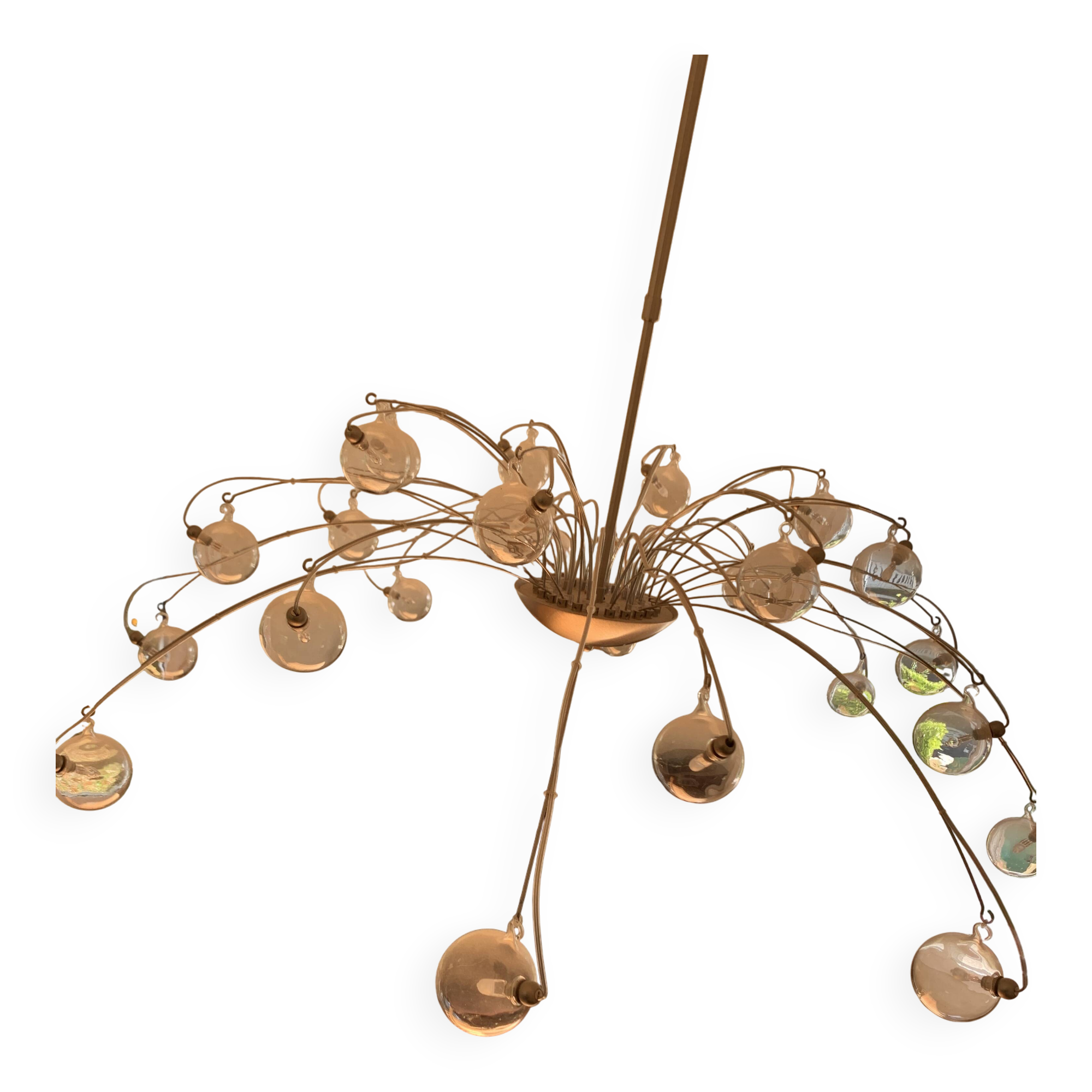 Lustrous glass bubbles