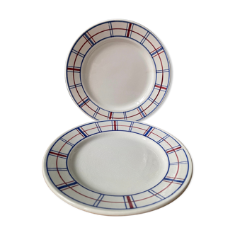 Lot de 2 assiettes en faïence keller et guérin lunéville, modèle carmen