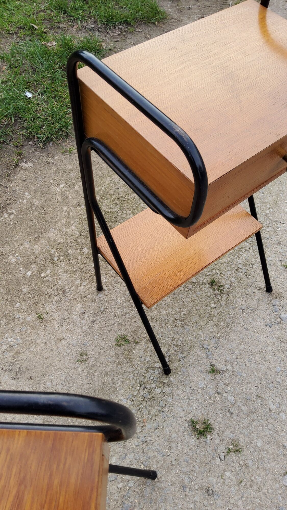 Pair of bedside tables from the 60s in gilded oak and tubes stamped Descher