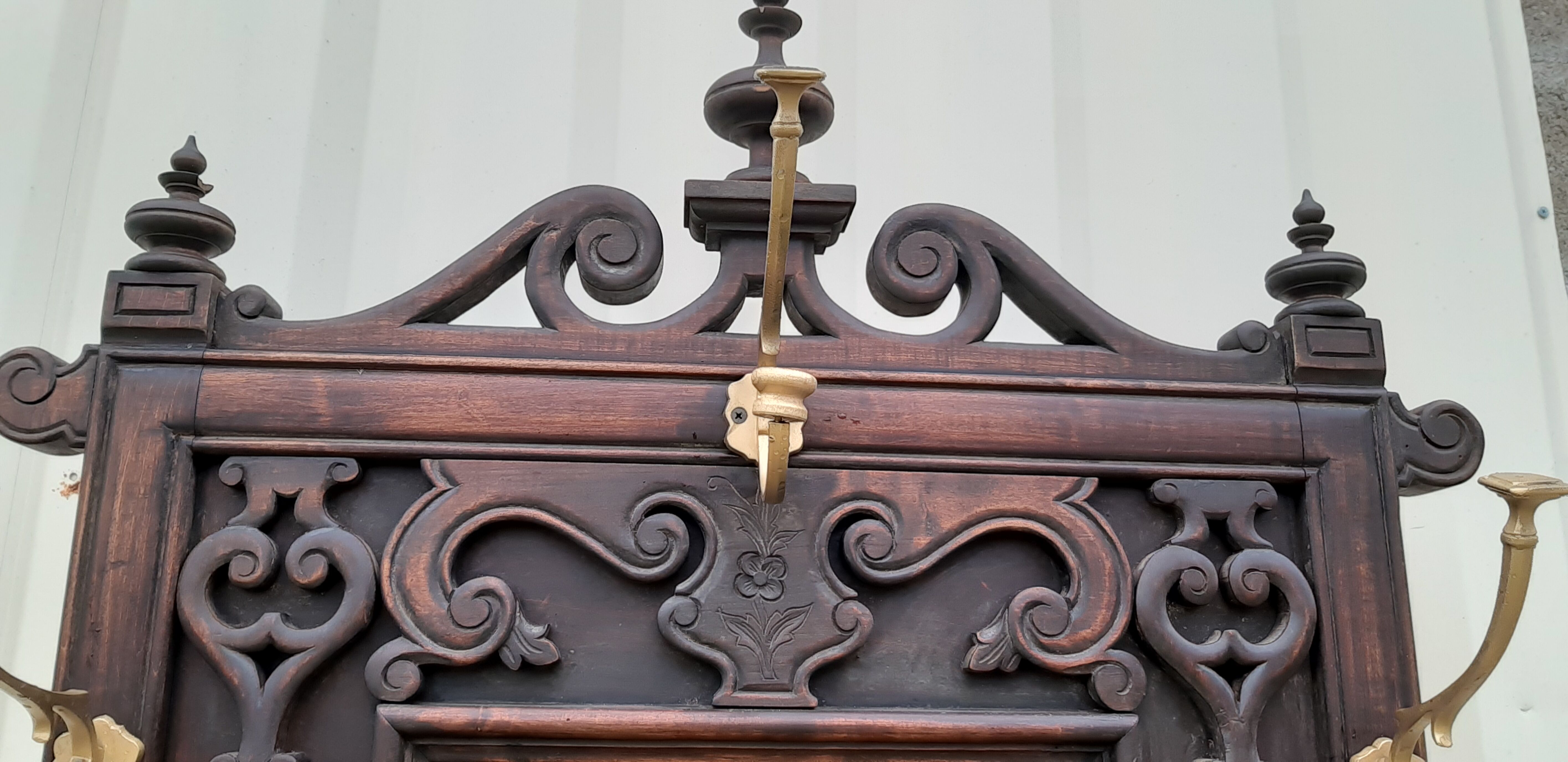 Coat rack in neo-gothic style