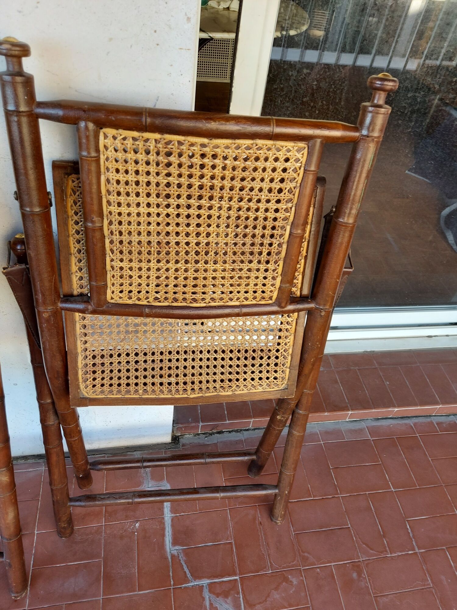 Set of 4 folding chairs old colonial style