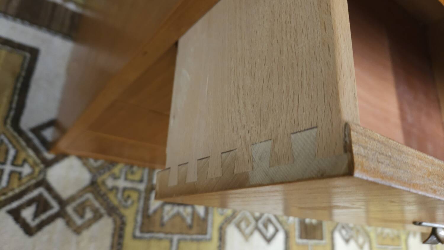 Vintage 1960s 4-drawer, 1-door cabinet