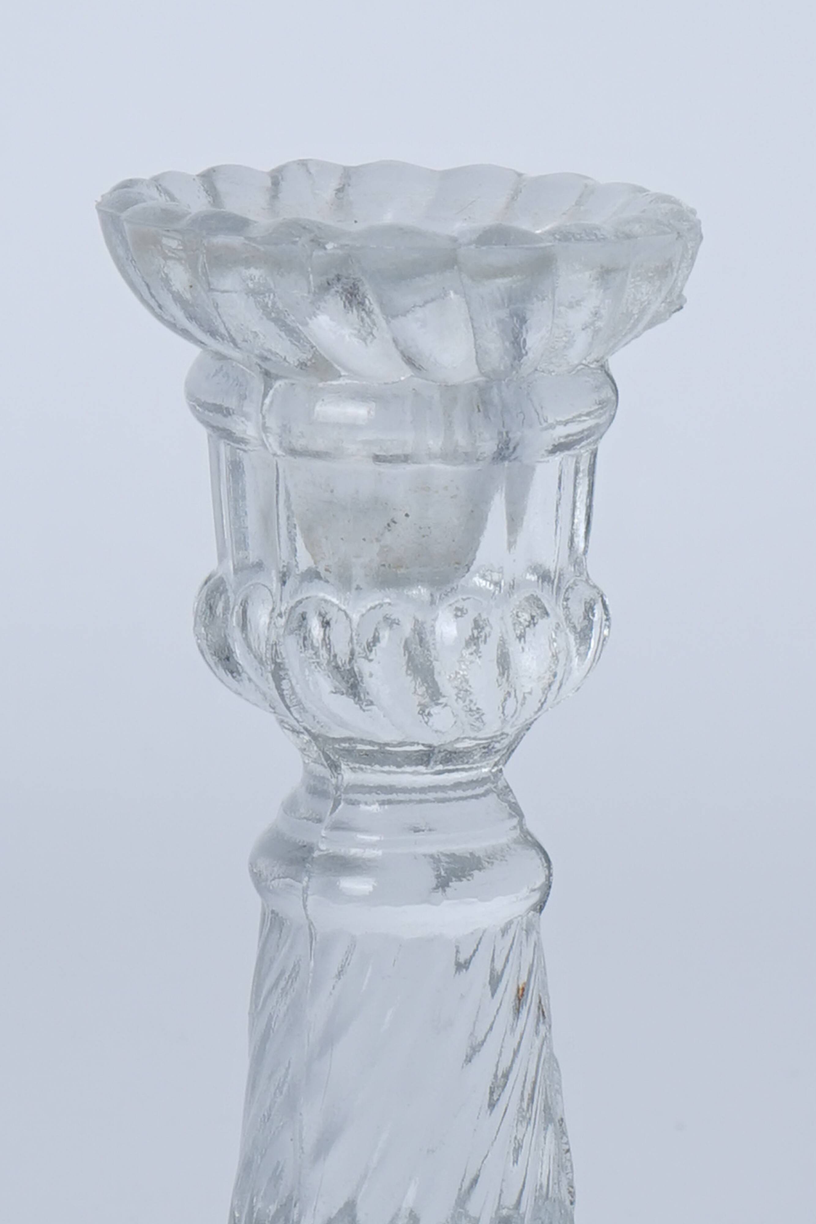 Set of 2 transparent glass candle holders