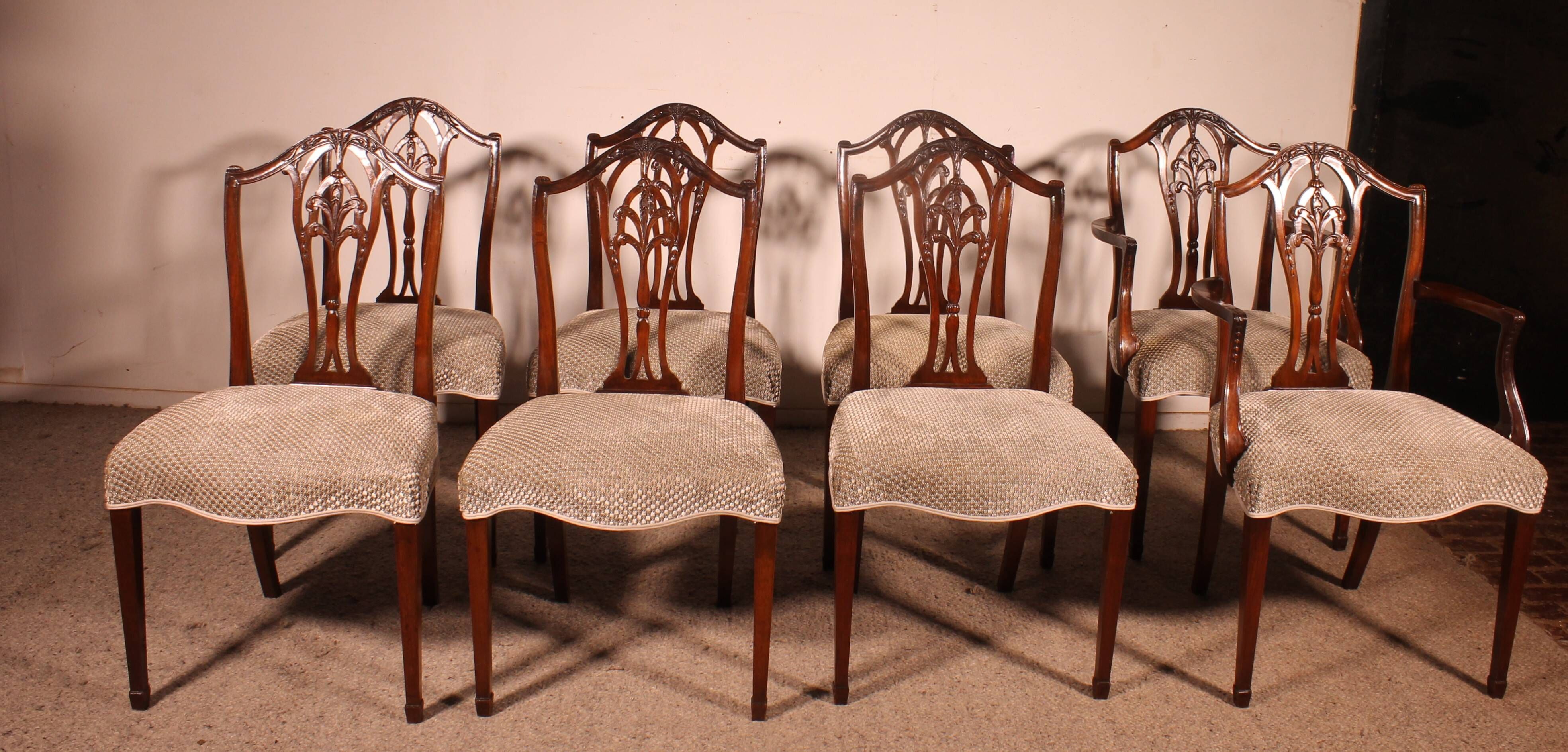 set of 6 chairs and two armchairs in mahogany from the 19th century