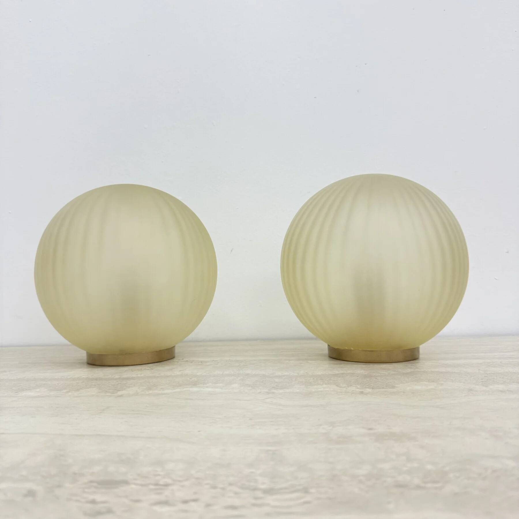 Pair of 2 glass swirl lamps, 1970 Italy