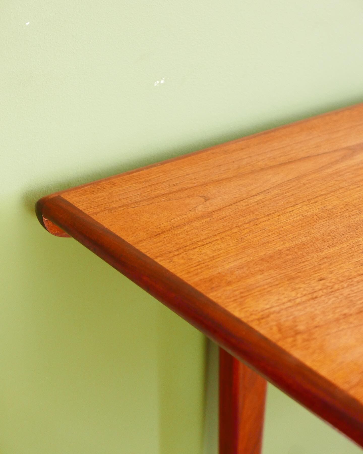 Table vintage Johannes Andersen