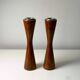 Lot de 2 bougeoirs scandinave diabolo en teck - design danois années 70