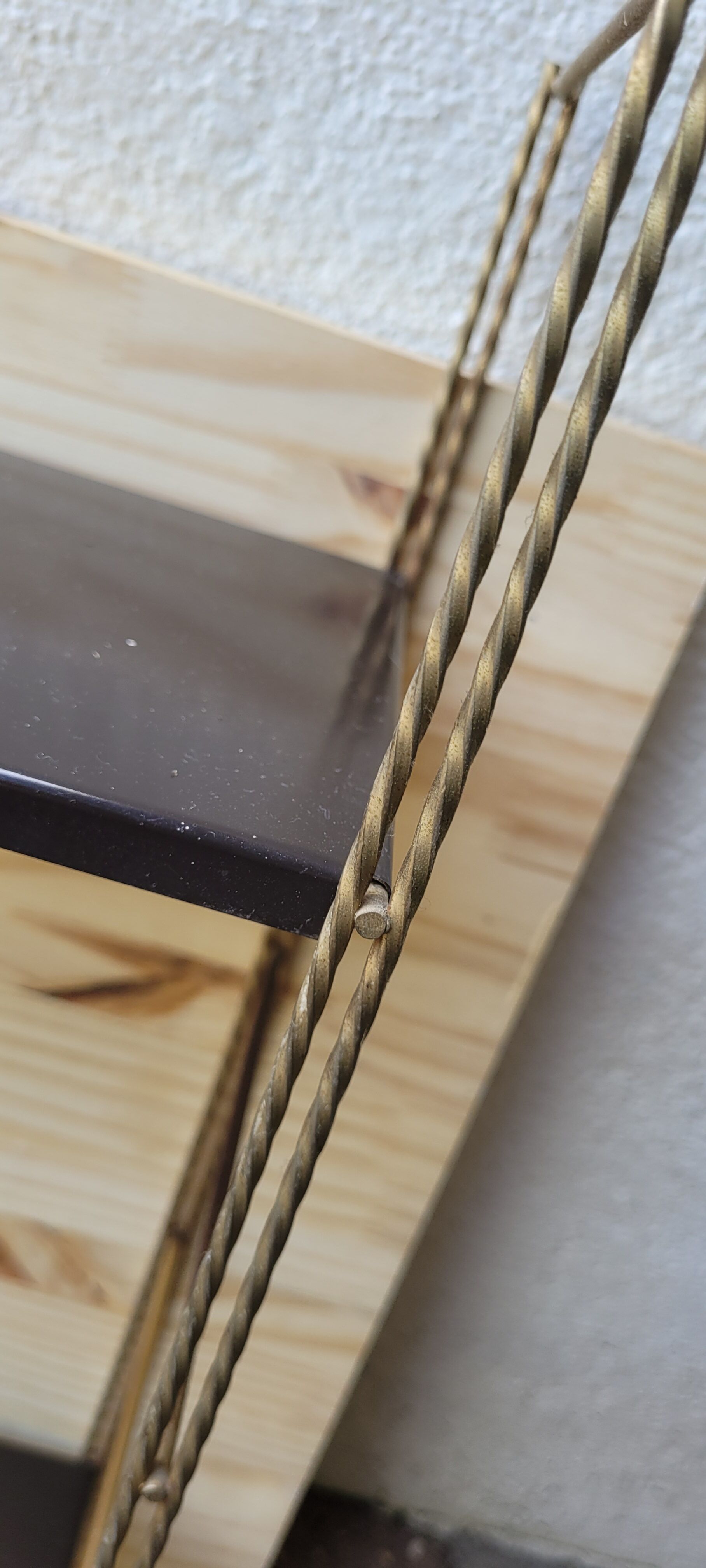 Shelf string metal 60