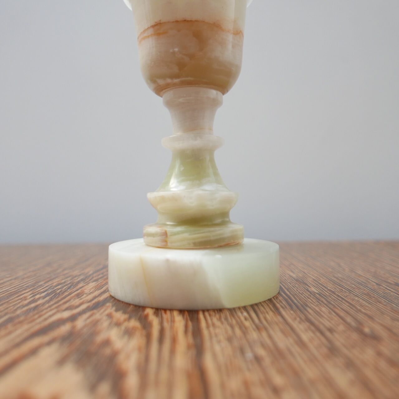 Mid-Century Alabaster or Onyx English Table Lamp