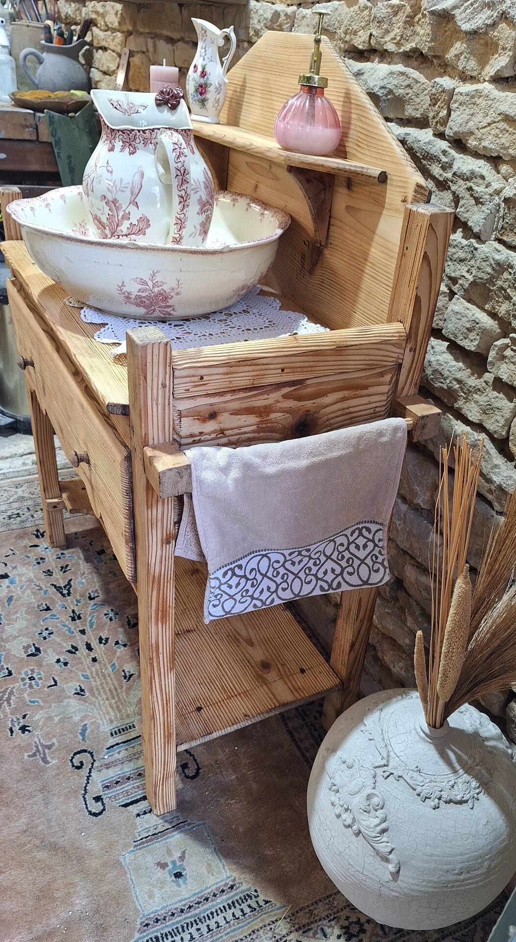 Table de toilette