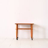 Table basse en teck à roulettes des années 1960