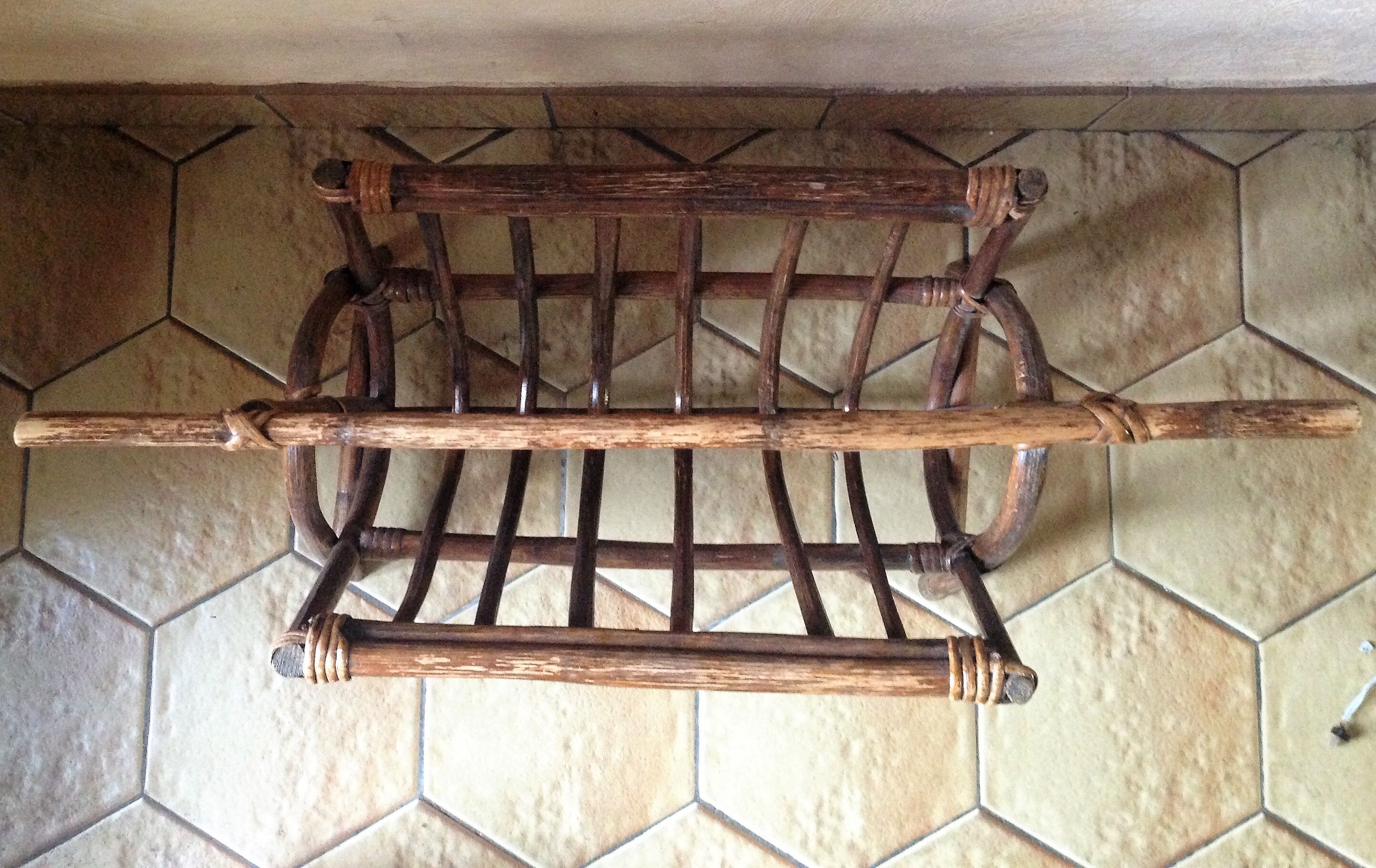 Door old rattan bamboo vintage magazines
