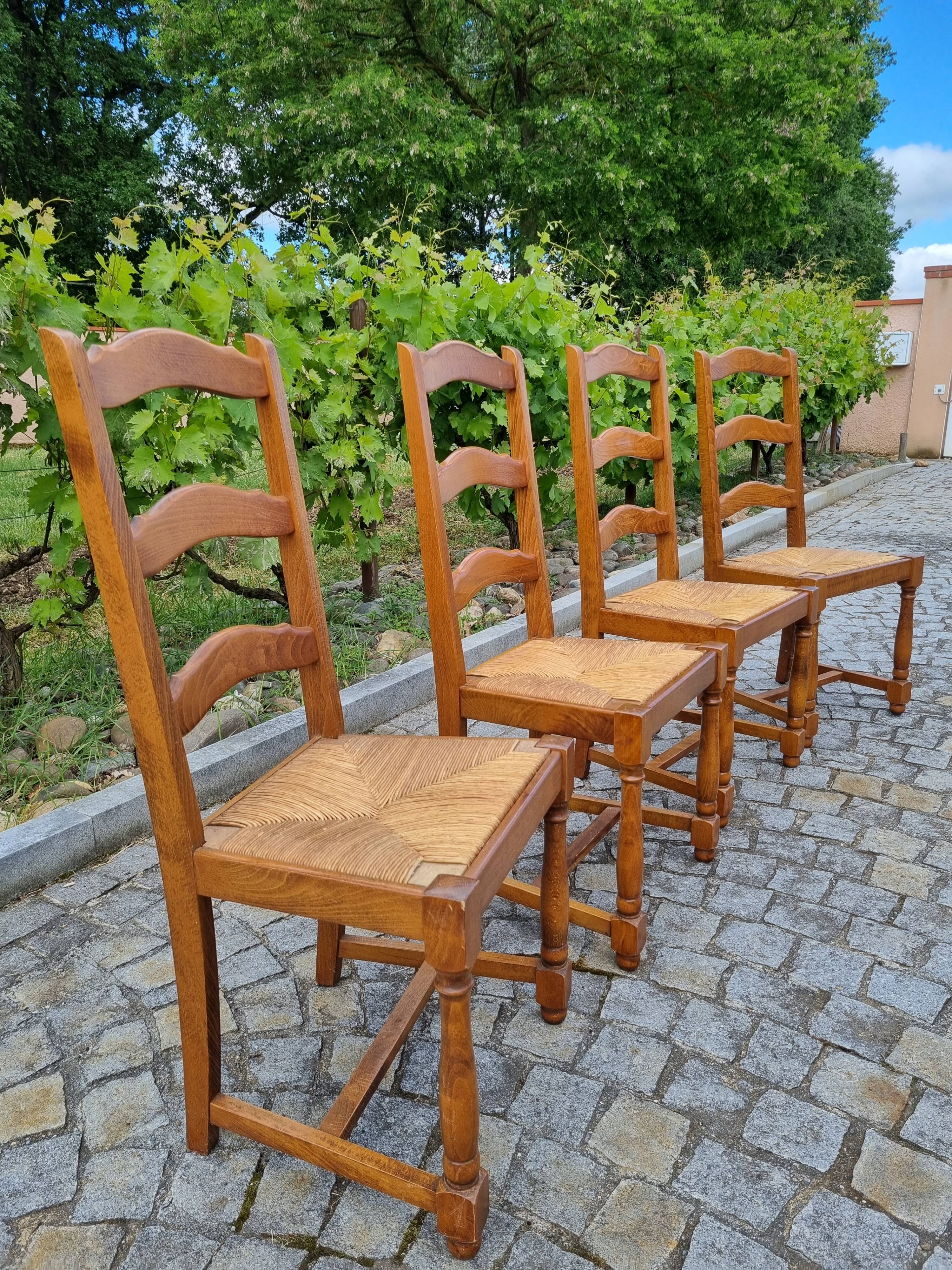 Rush chair