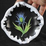 ceramic ashtray decorated with thistle signed GF year 60 measures 14.7 cm in diameter good condition The me