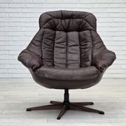 1970s, Danish design by H.W.Klein, swivel chair, for Bramin Møbler.