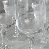 6 digestive glasses in chiseled crystal with floral motifs Matignon model.