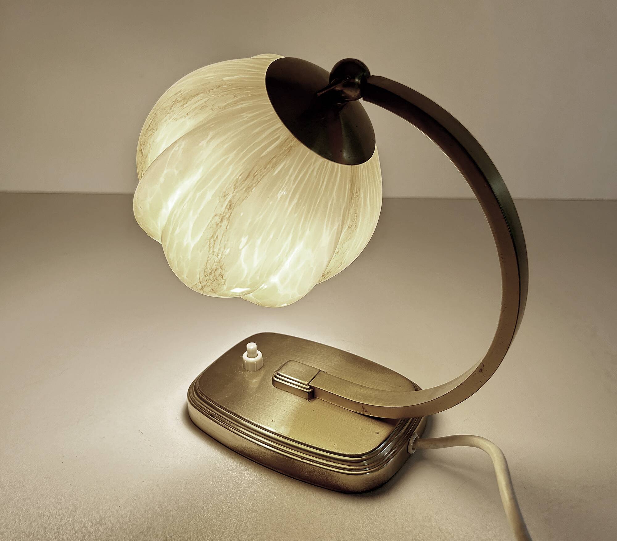 Bauhaus art deco table lamp