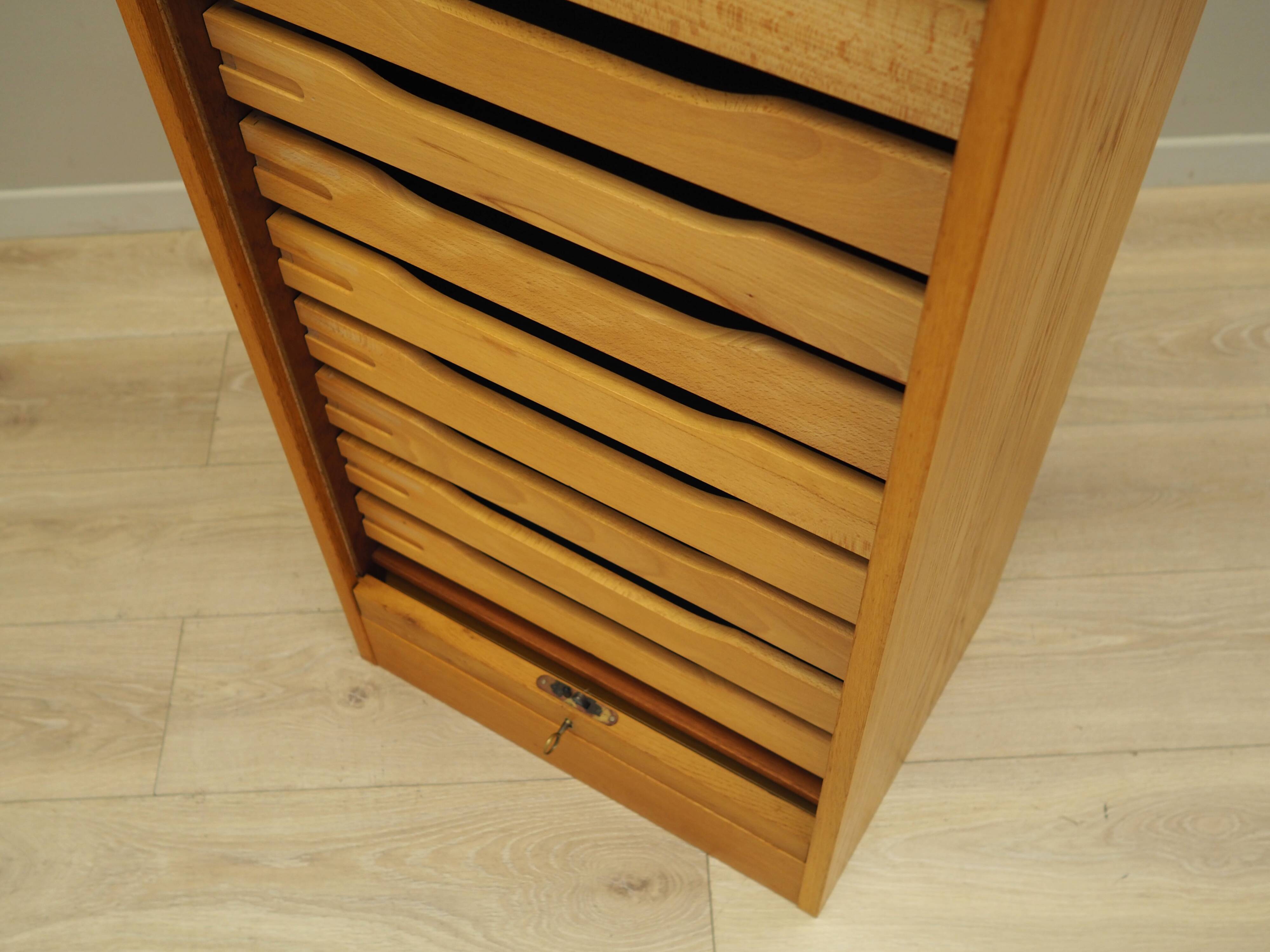 Ash dresser, Danish design, 1960s, production: Denmark