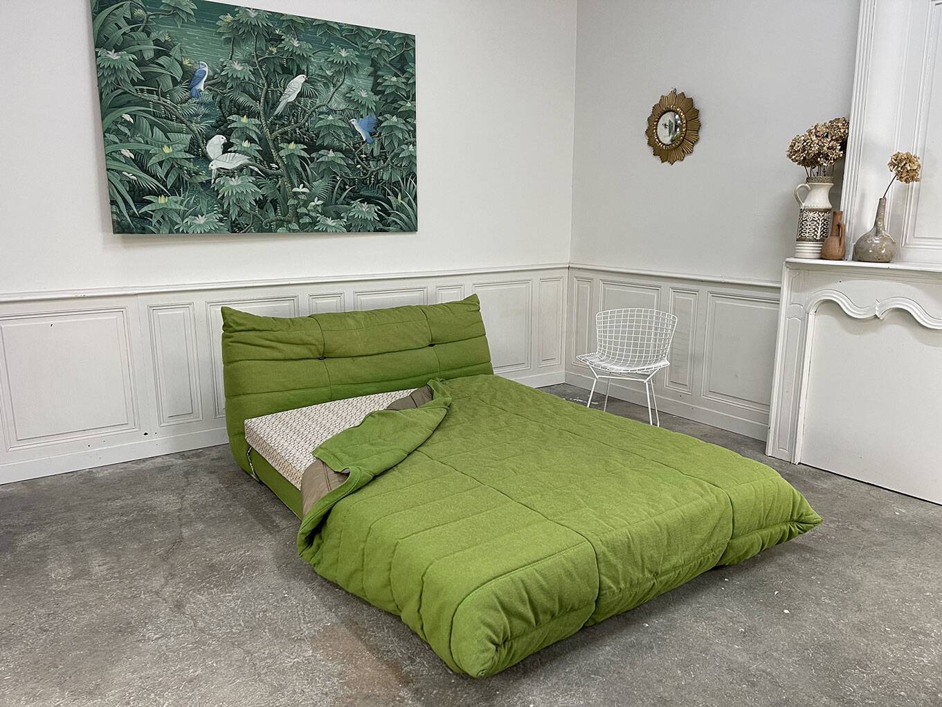 Vintage Green Togo Bed