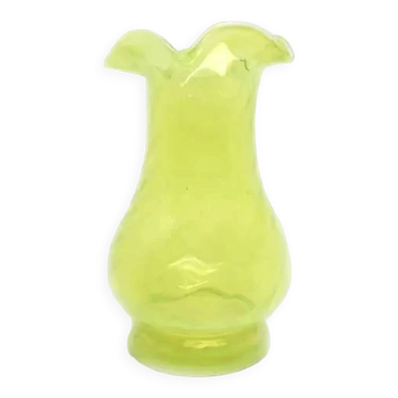 Vase with frill, glass, design by L. Fiedorowicz, Huta Staszic, Poland, 1970s