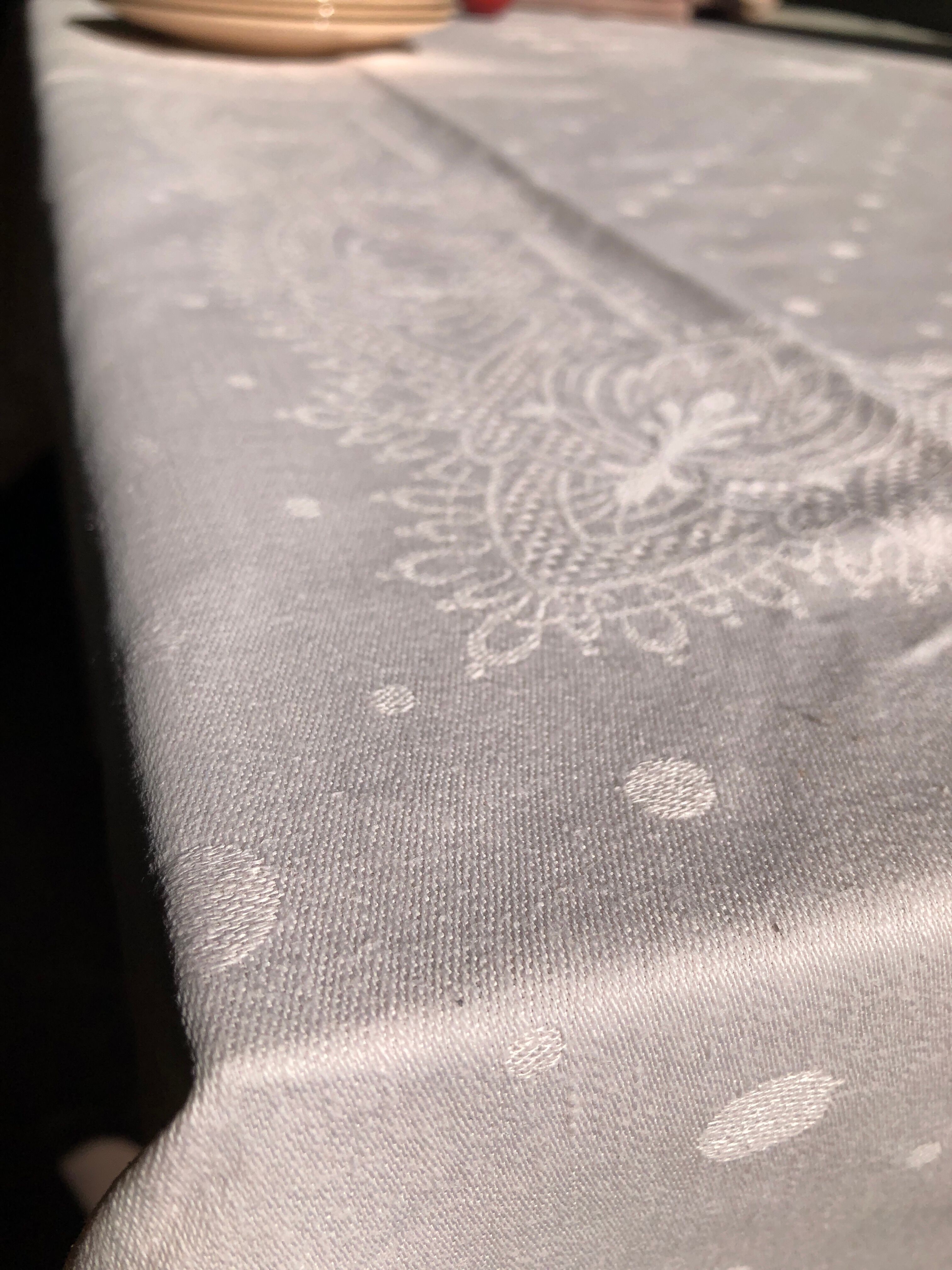 Nappe ancienne en damassée coton teintée en rose thé