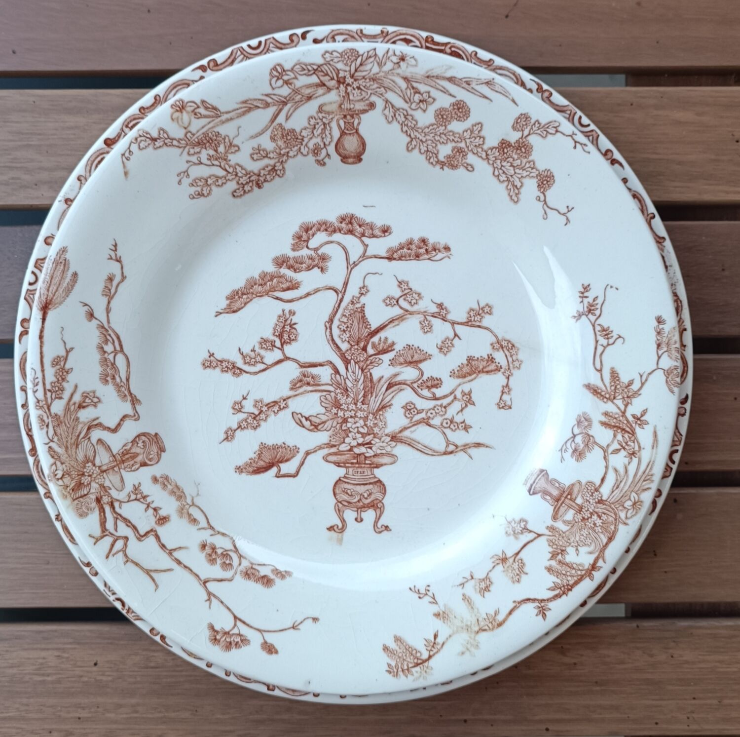 Set of 2 Gien and Lunéville plates