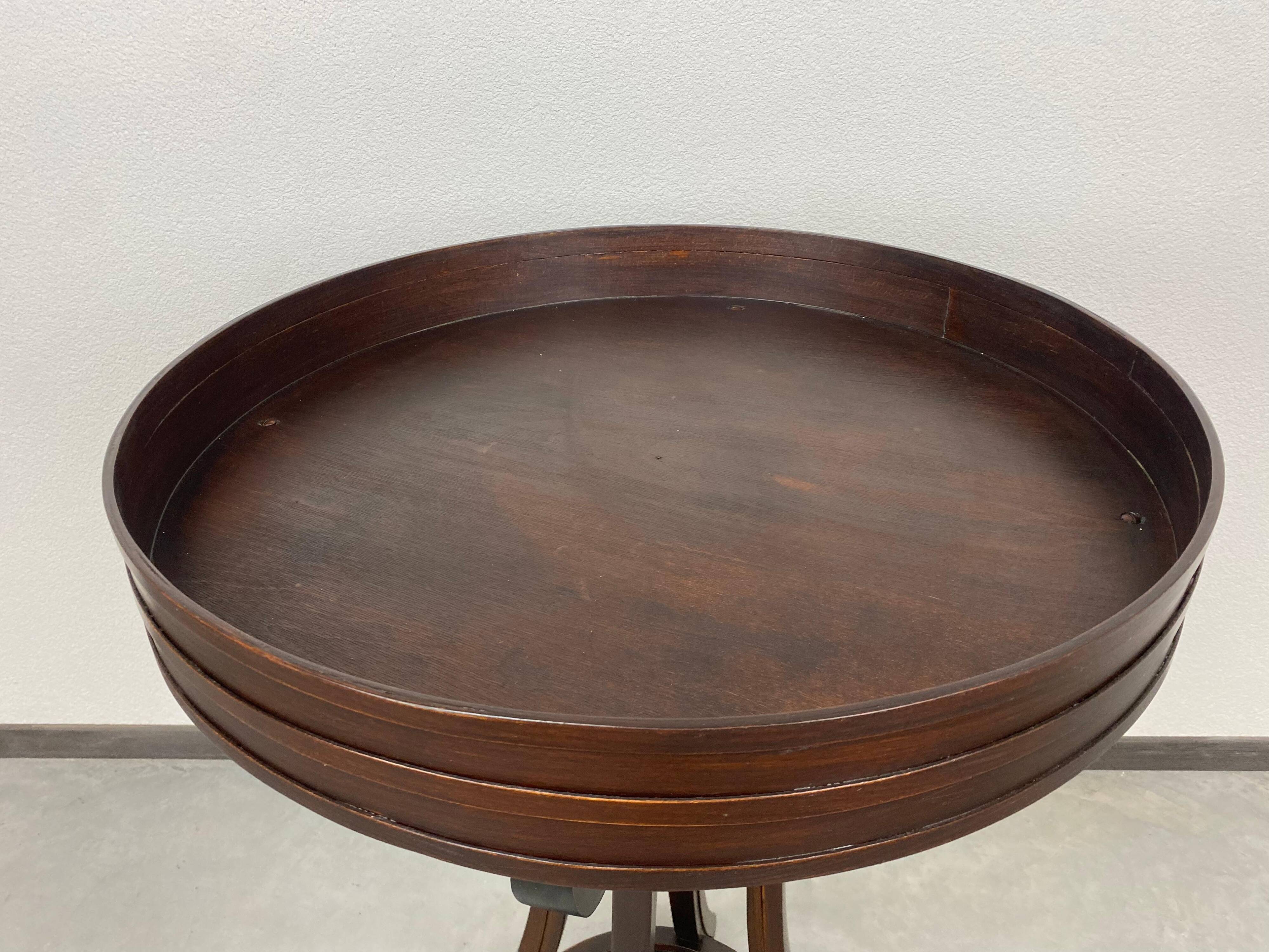 Table plante Sécession n°35 par Marcel Kammerer