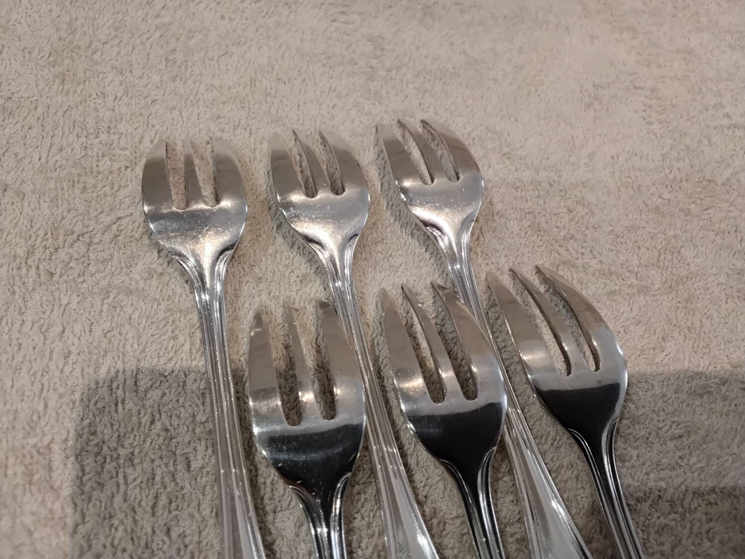 6 silver-plated metal cake forks by Christofle silversmiths, Albi pattern