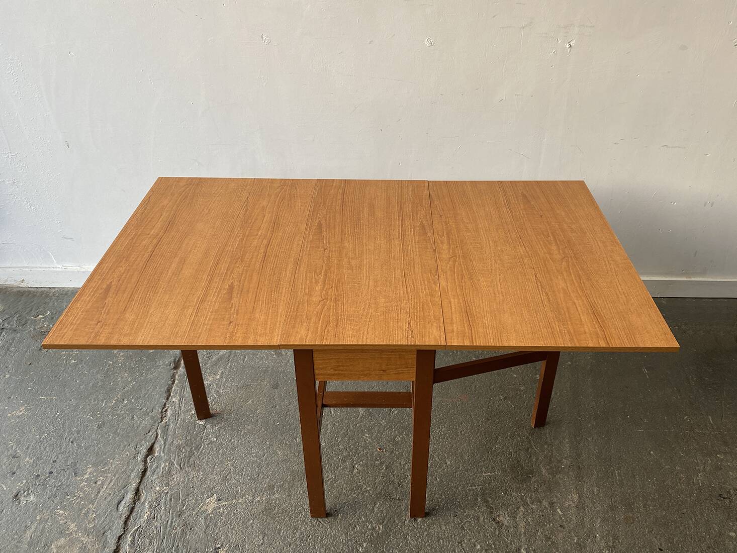 Mid-Century 1960s retro vintage large drop leaf table