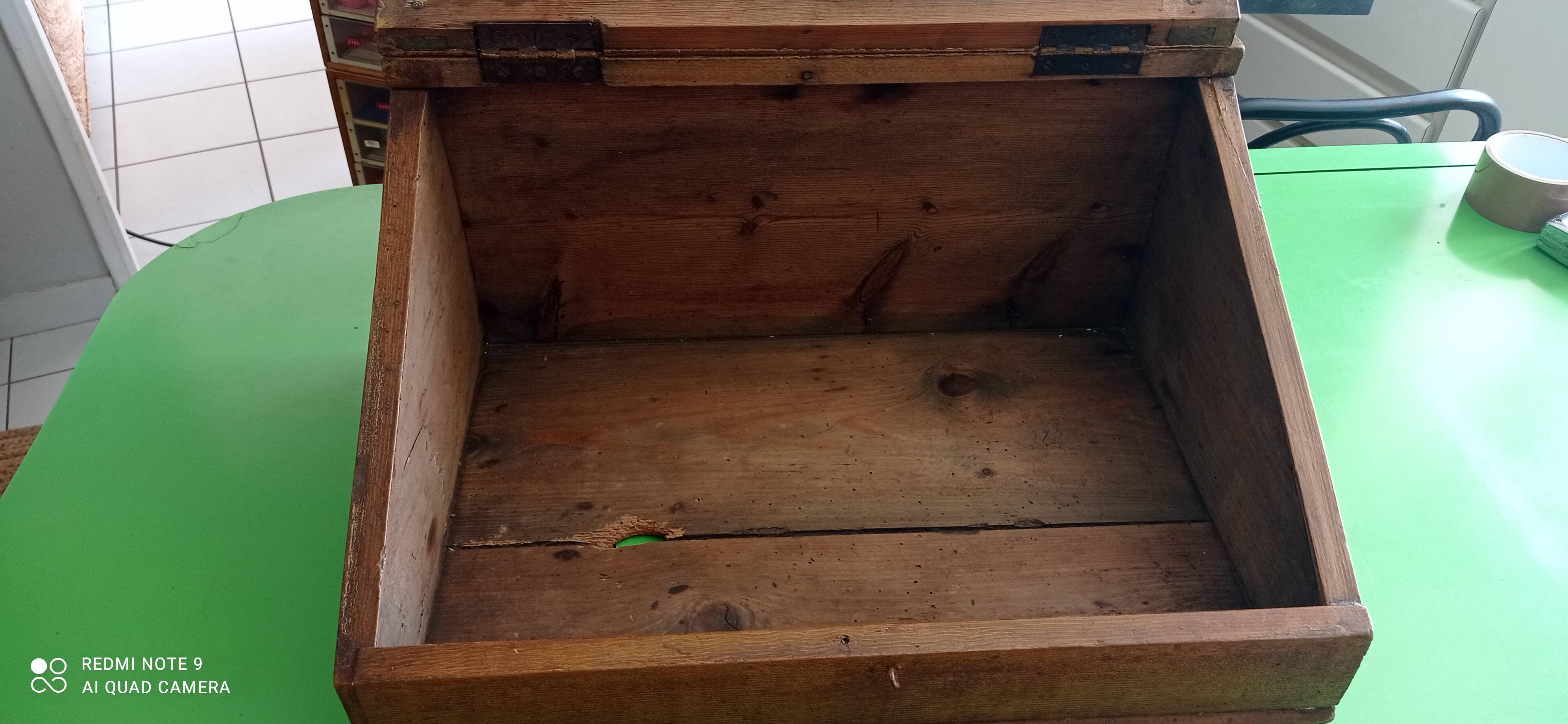 Old vintage display case