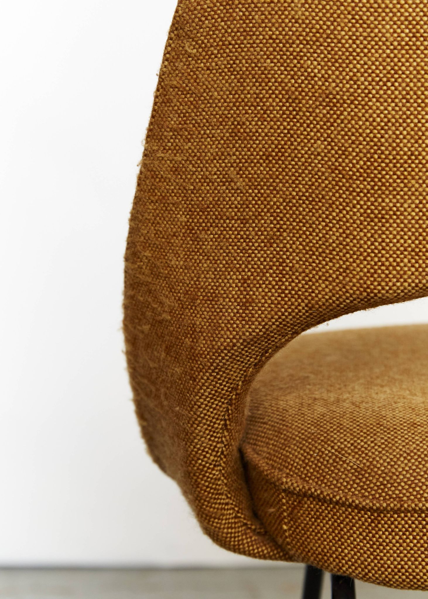 Eero Saarinen Conference Chair No.72 for Knoll International