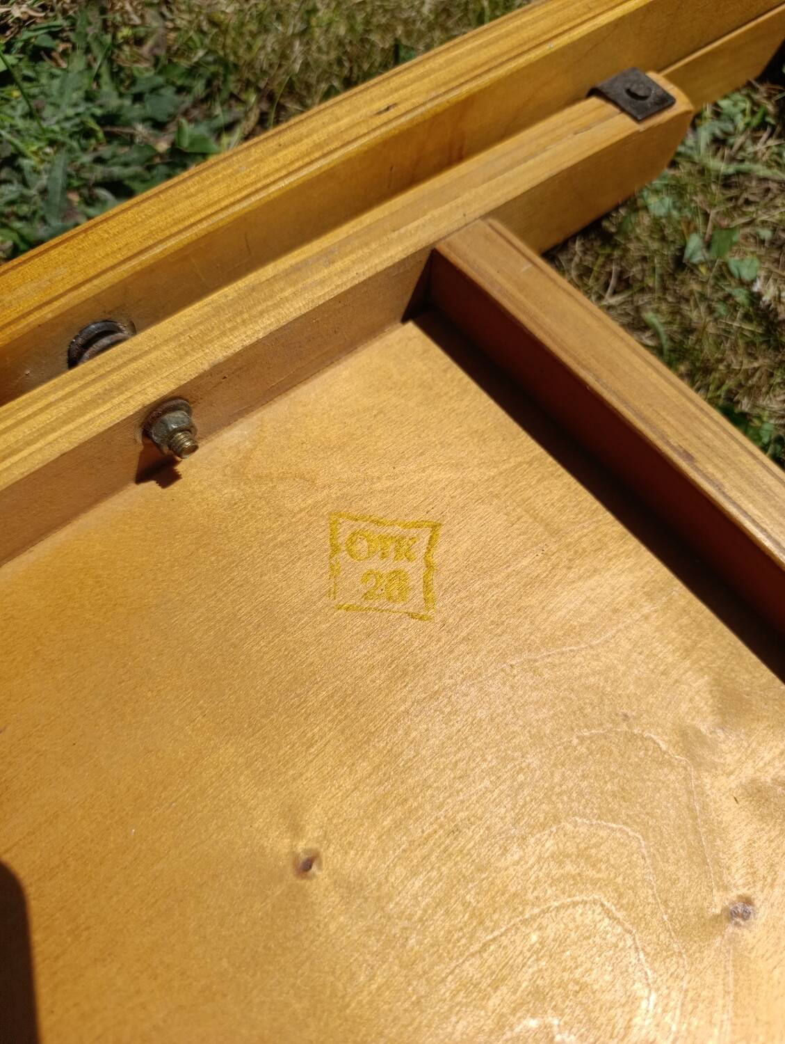 OTK folding wooden chair