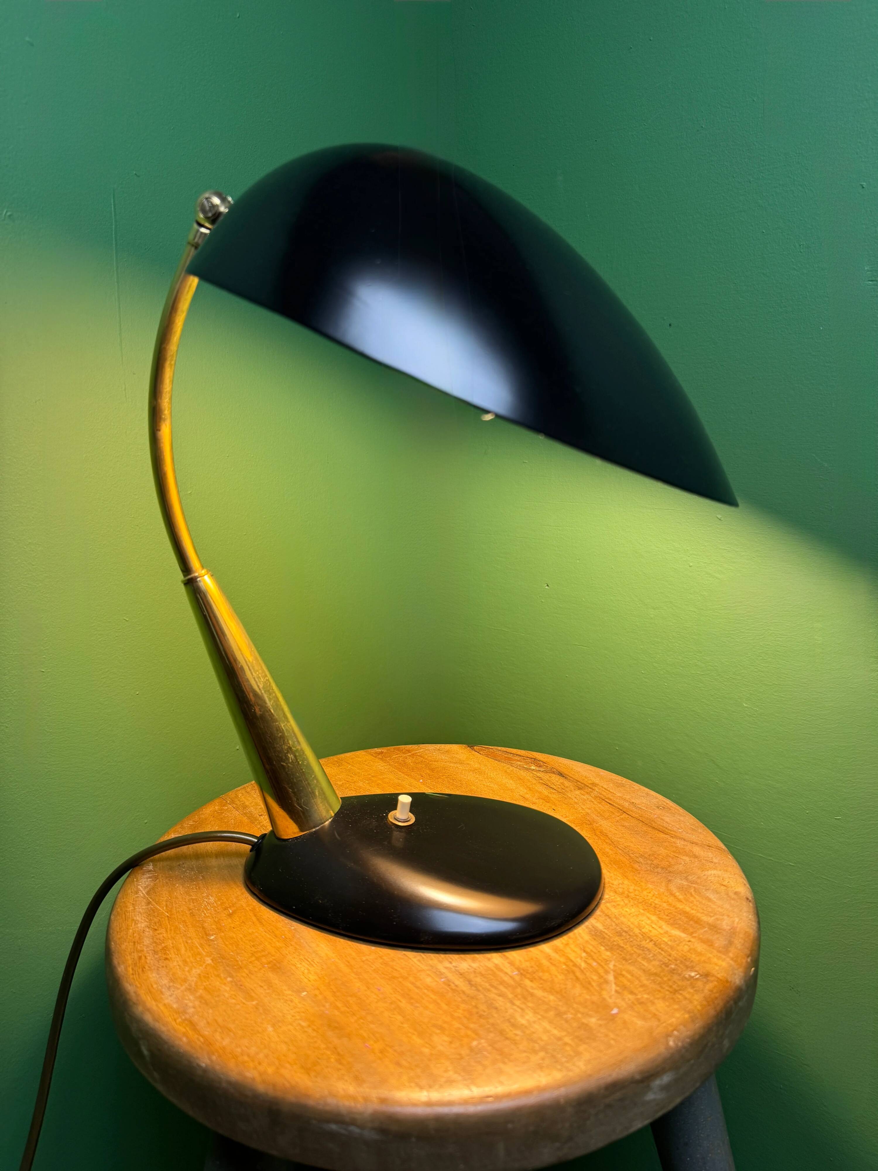 Lampe de table Bauhaus des années 1930 par Gebrüder Cosack Allemagne