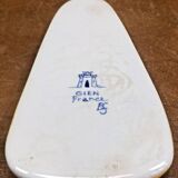 Antique Gien Renaissance cake shovel, blue background, 1941/1950